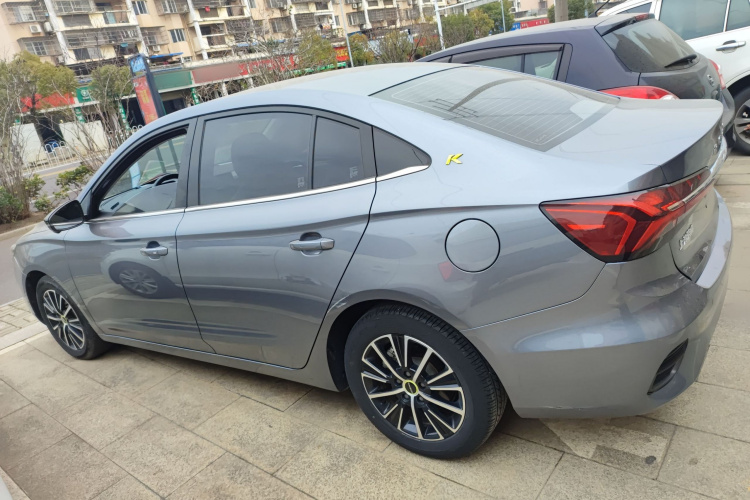 荣威i5 2021款 1.5L CVT钻石版车身外观6003