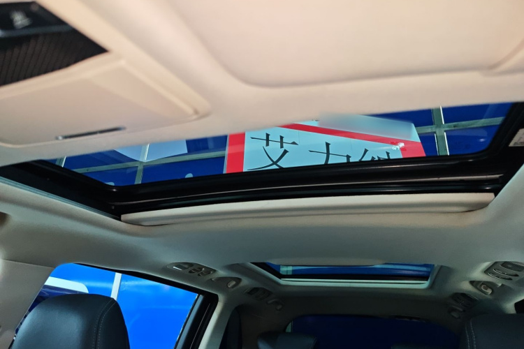 本田 艾力绅 2016款 2.4L 豪华版局部细节22