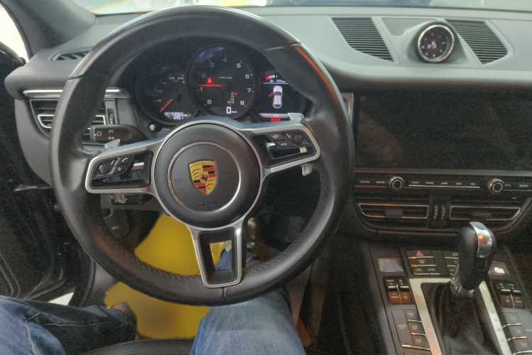 保时捷 2018款 Macan 2.0T中控内饰7002