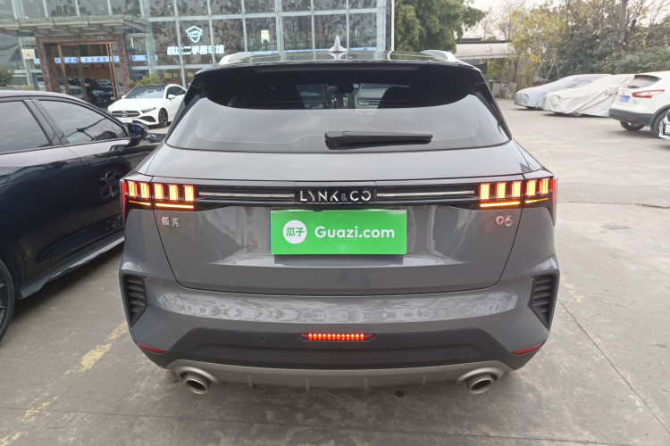 领克06 2023款 Remix 1.5T 劲Halo车身外观6