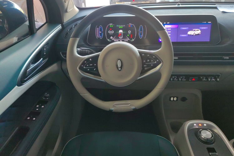 欧拉好猫 2022款 莫兰迪版 400km标准续航 豪华型 磷酸铁锂中控内饰13