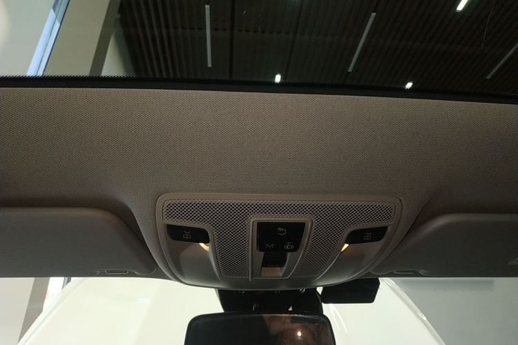 奔驰GLA 2017款 GLA 200 动感型局部细节22