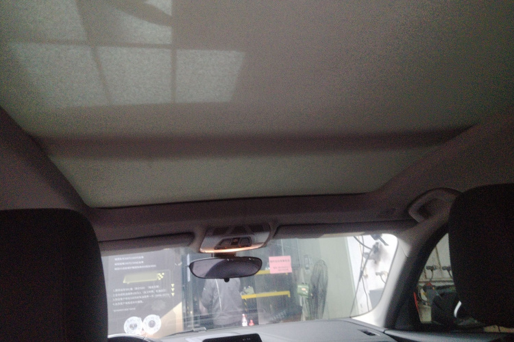 宝马1系 2017款 118i 运动型局部细节22