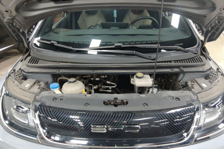 比亚迪 海豚 2023款 420km 时尚版机舱底盘24