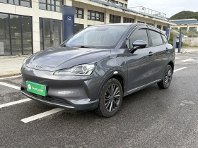 哪吒汽车 哪吒V 2022款 潮 400 Lite