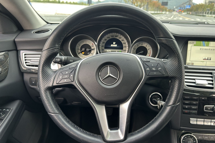 奔驰CLS 2012款 CLS 300 CGI中控内饰7003