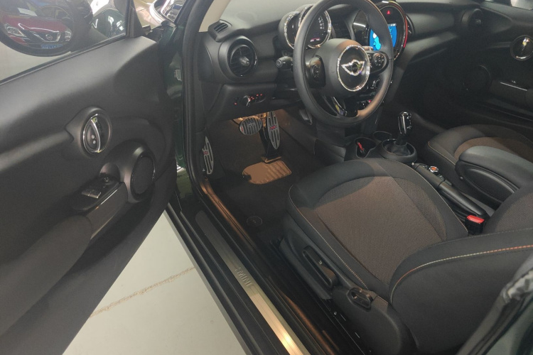 MINI 2018款 1.5T ONE中控内饰20