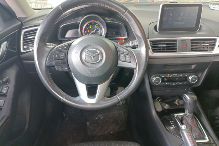 马自达3 昂克赛拉 2014款 两厢 2.0L 自动旗舰型局部细节13