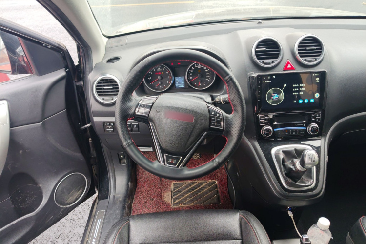 哈弗H6 2015款 升级版 1.5T 手动两驱精英型中控内饰13