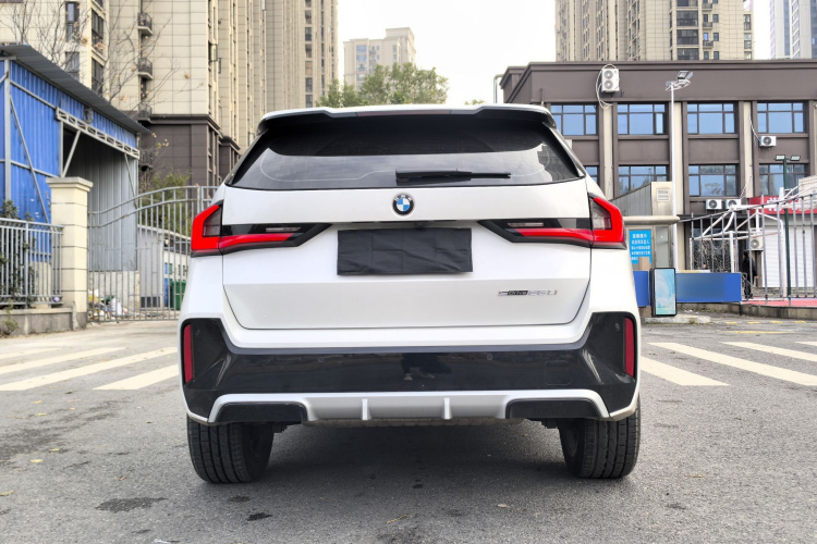 宝马X1 2023款 sDrive25Li M运动套装车身外观6004