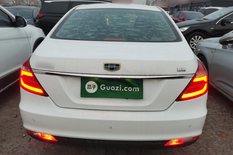 吉利汽车 帝豪 2017款 三厢百万款 1.5L 手动向上版车身外观6