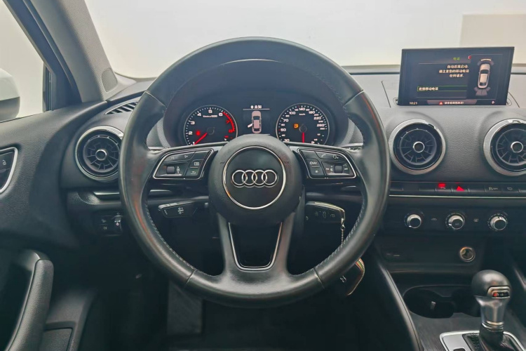 奥迪A3 2020款 Limousine 35 TFSI 时尚型 国VI中控内饰13