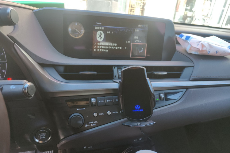 雷克萨斯ES 2018款 200 卓越版 国V局部细节16