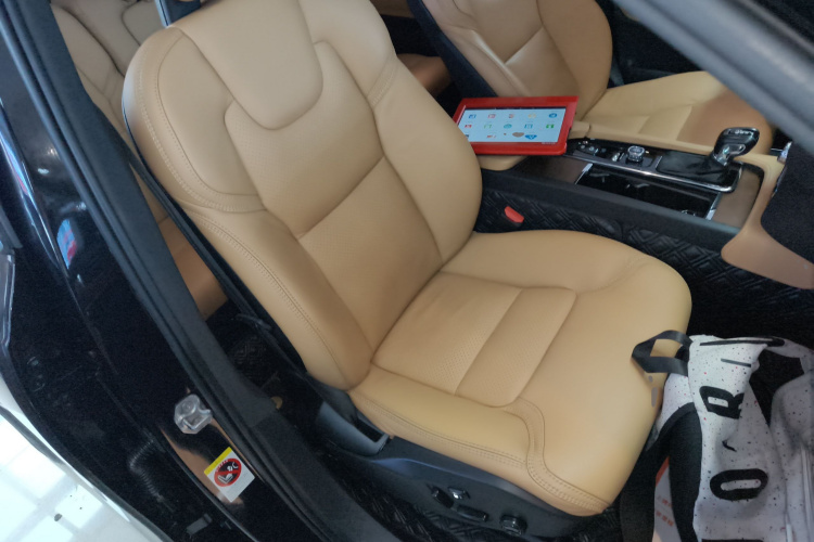 沃尔沃XC90 2018款 T6 智雅版 7座局部细节41