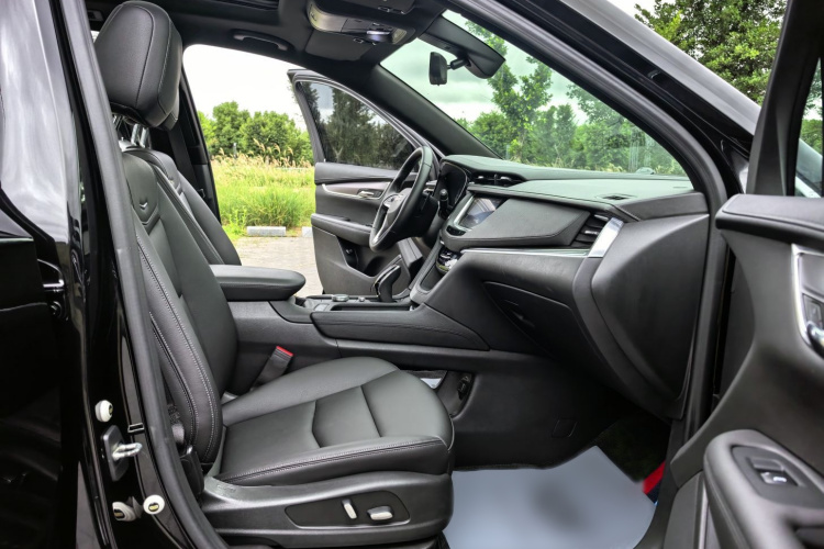 凯迪拉克XT6 2020款 28T 七座风尚型中控内饰7011