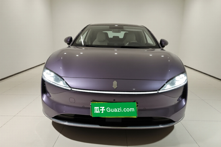 鸿蒙智行 智界S7 2025款 705km Pro车身外观2