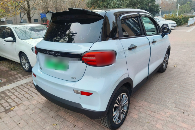 零跑汽车 零跑T03 2024款 310舒享版车身外观7