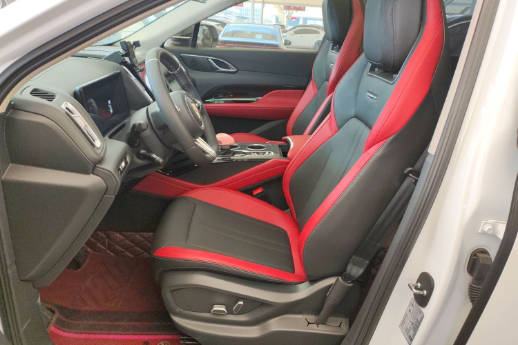 红旗HS3 2023款 1.5T 两驱善为版中控内饰19