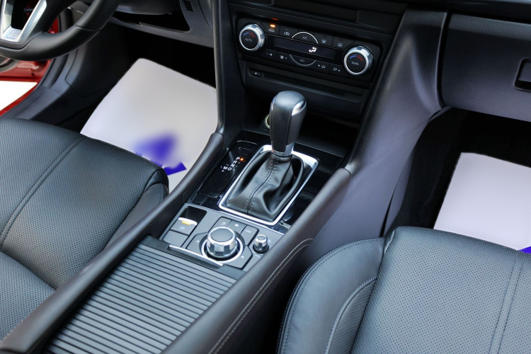 马自达3 昂克赛拉 2017款 两厢 2.0L 自动运动型 国V局部细节18