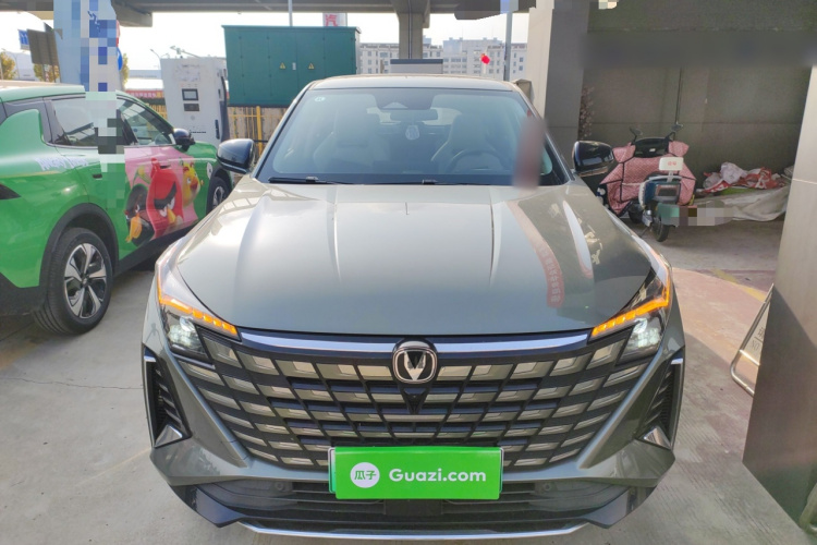 长安UNI-Z新能源 2024款 蓝鲸智电iDD 125km 卓越型车身外观6001