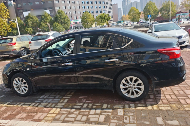 日产 轩逸 2022款 经典 1.6XE CVT舒适版车身外观4