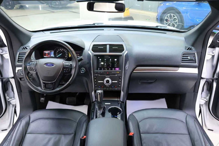 福特 探险者(进口) 2018款 2.3T 精英版中控内饰7003