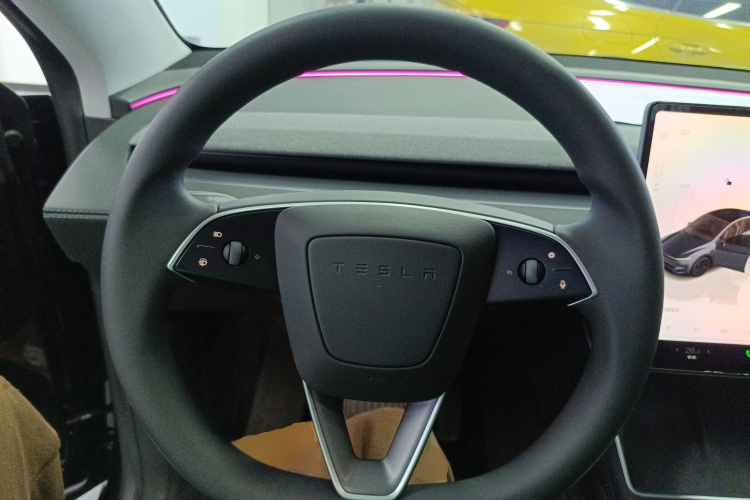 特斯拉 Model Y 2025款 后轮驱动版局部细节13