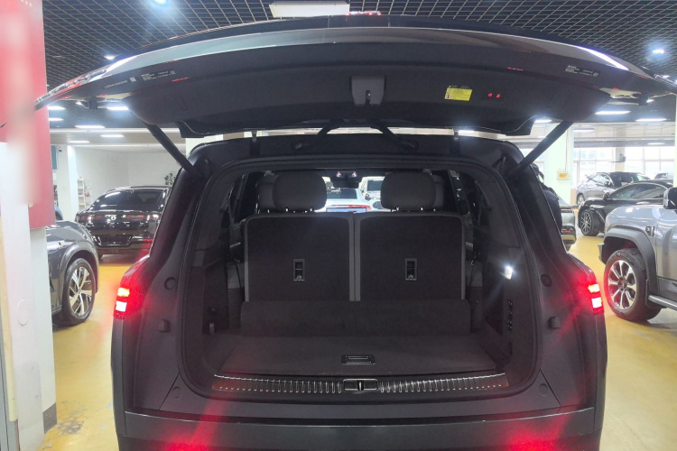 腾势N9 2025款 旗舰型机舱底盘23