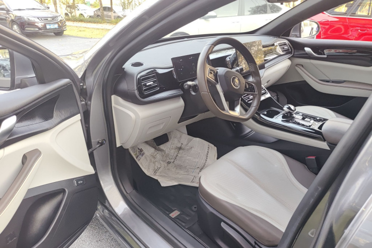 比亚迪 秦PLUS 2023款 冠军版 DM-i 55KM领先型中控内饰20