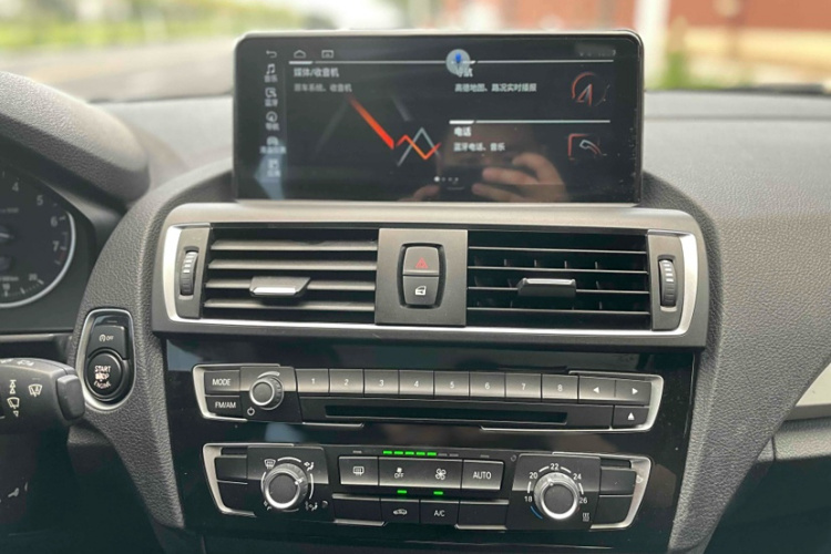 宝马1系(进口) 2016款 118i 领先型中控内饰7005