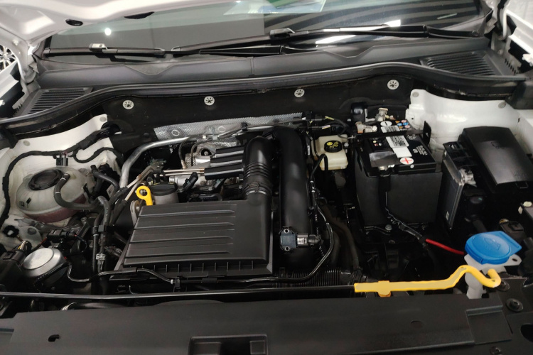 大众 途岳 2021款 280TSI 两驱舒适版机舱底盘24