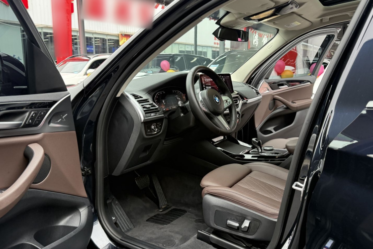 宝马X3 2022款 改款 xDrive25i M运动套装局部细节19