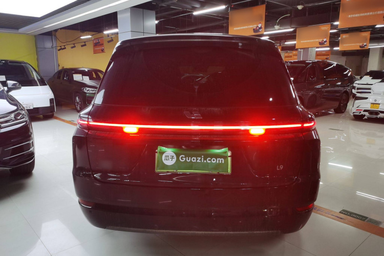 理想汽车 理想L9 2022款 Max车身外观6
