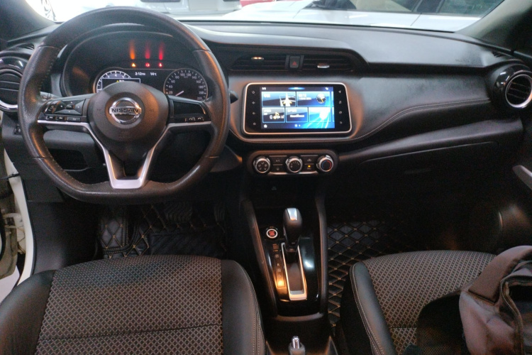 日产 劲客 2018款 1.5L CVT智联豪华版中控内饰12