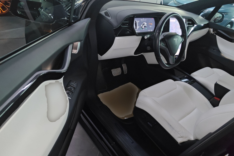 特斯拉 Model X 2019款 Performance 高性能版中控内饰20