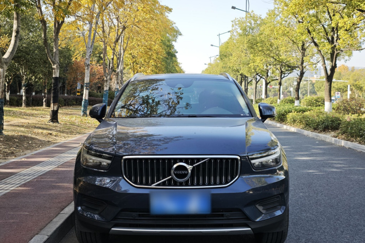沃尔沃XC40 2022款 T4 四驱智行时尚版车身外观6001