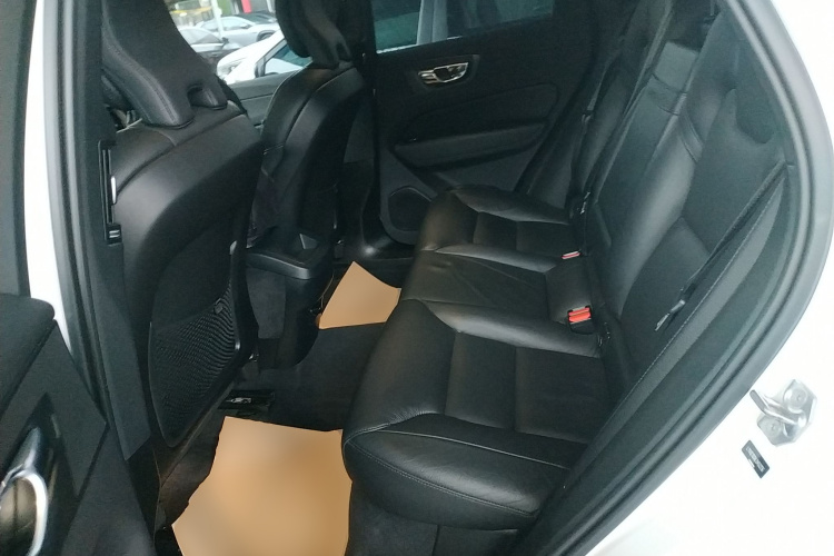 沃尔沃XC60 2020款 T5 四驱智远豪华版中控内饰21