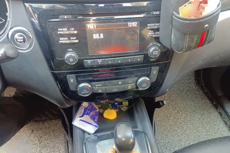 日产 奇骏 2014款 2.5L CVT豪华版 4WD局部细节16