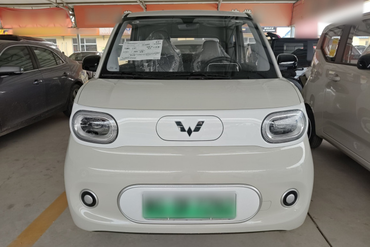 五菱汽车 宏光MINIEV 2024款 第三代 215km 青春版车身外观2