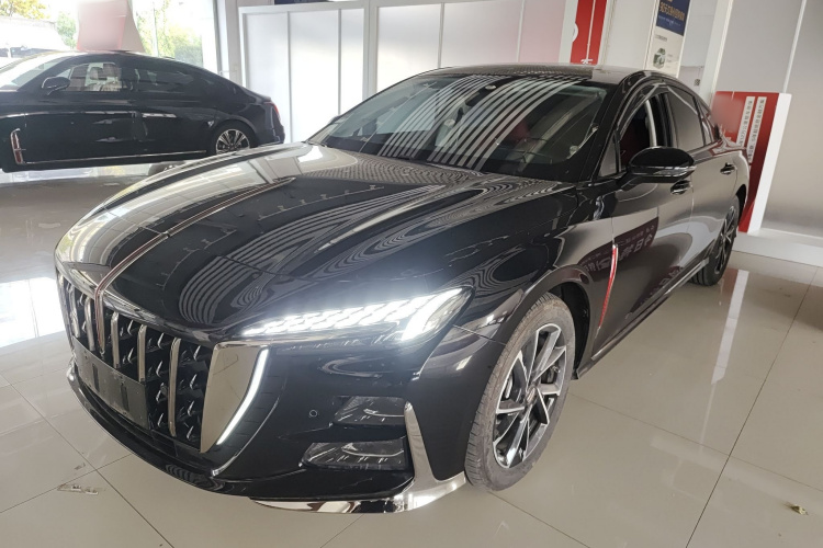 红旗H6 2024款 2.0T 致美版车身外观1