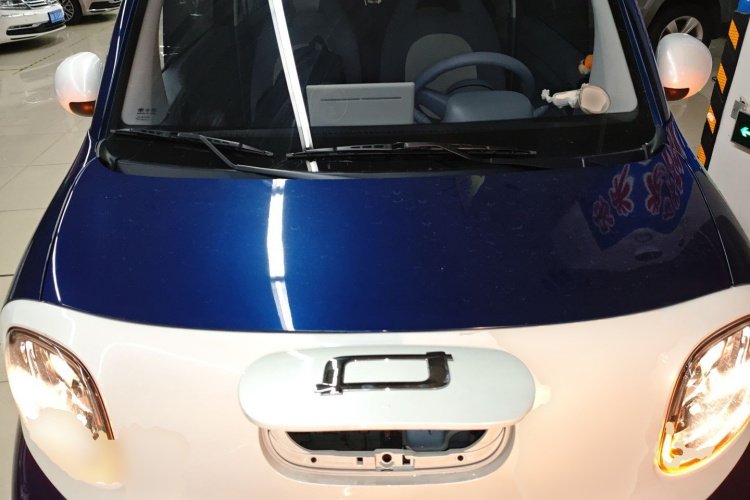 奔腾小马 2025款 222km 闪电马机舱底盘24