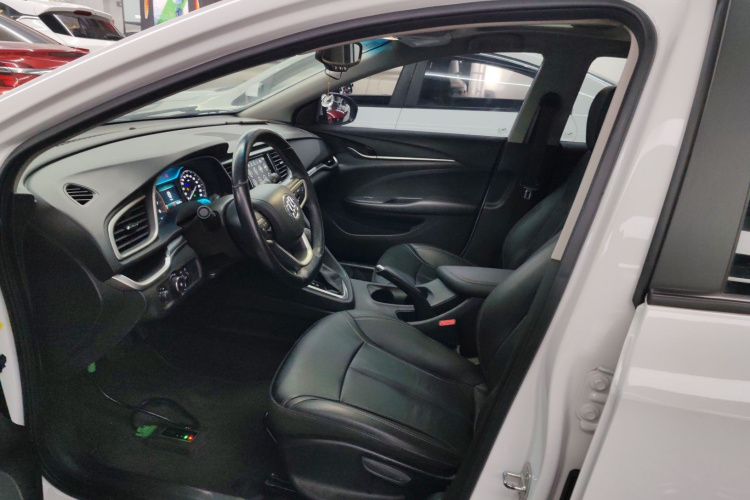 别克 英朗 2019款 18T 自动互联精英型 国VI中控内饰19