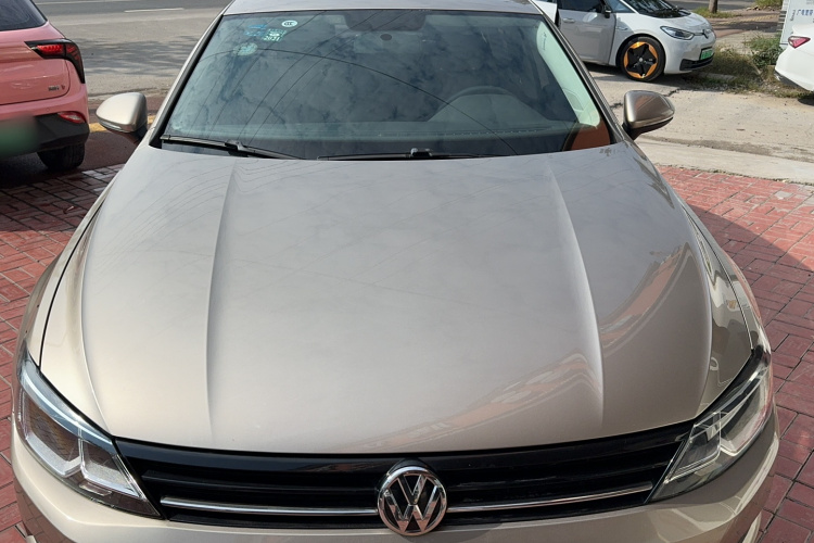 大众 凌渡 2015款 230TSI DSG风尚版车身外观6010