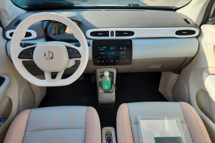 零跑汽车 零跑T03 2024款 403舒享版中控内饰12