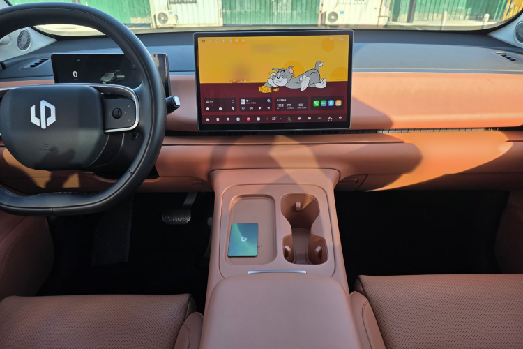 零跑汽车 零跑C16 2024款 增程 200尊享版中控内饰7009