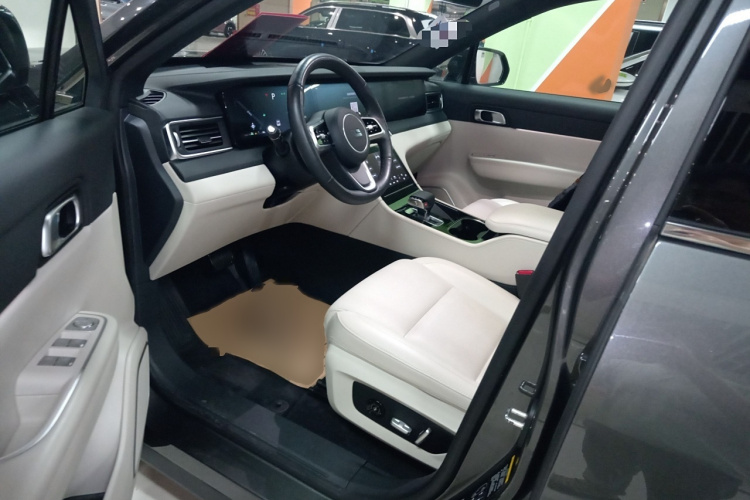 理想汽车 理想ONE 2021款 增程6座版局部细节19