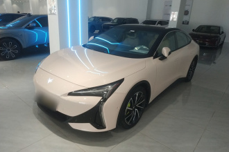 ARCFOX极狐 极狐 阿尔法S5 2024款 708MAX 200kW