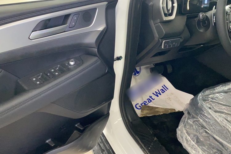 哈弗H5 2025款 2.0T自动四驱领创版 汽油中控内饰7001