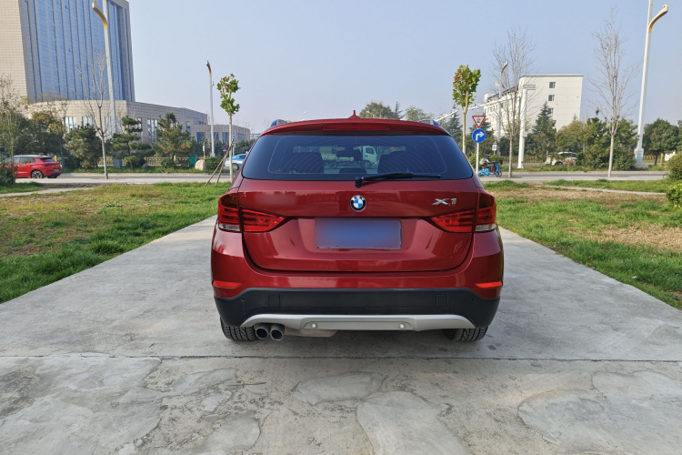 宝马X1 2014款 sDrive18i 领先型车身外观6004