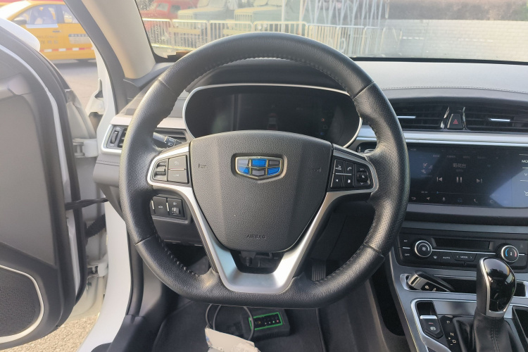 吉利汽车 帝豪 2018款 1.5L CVT向上互联版中控内饰13